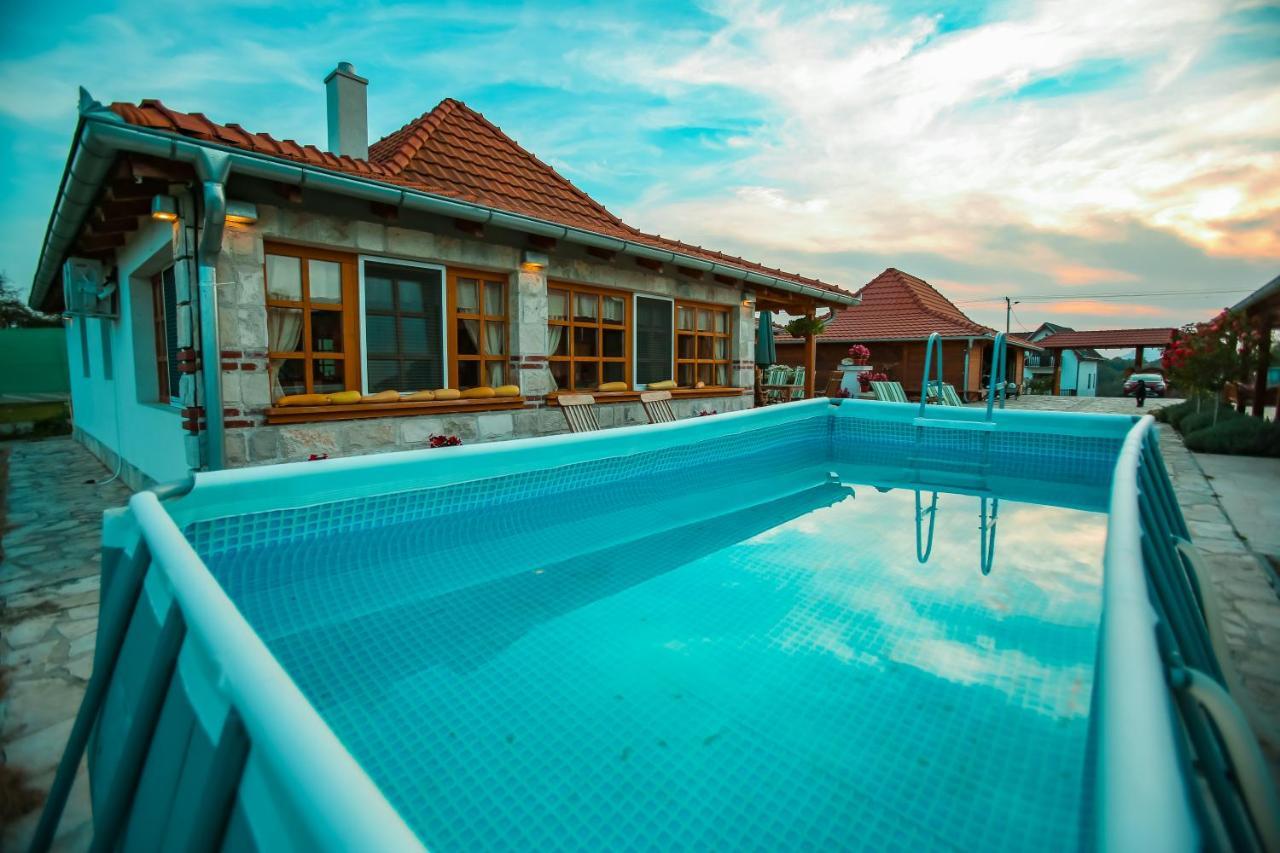 Seosko Turisticko Domacinstvo Radivojevic Villa *